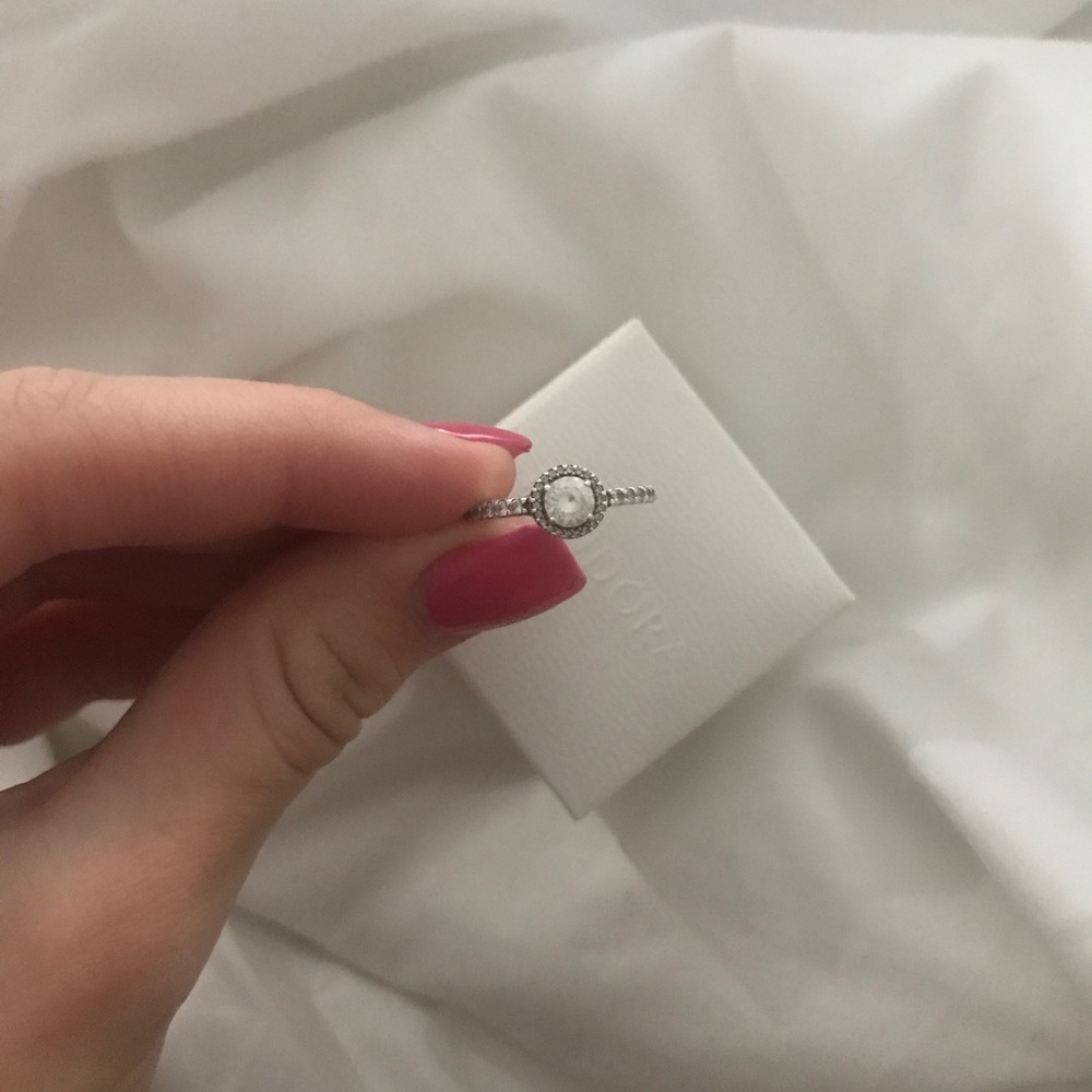 Pandora classic elegance ring